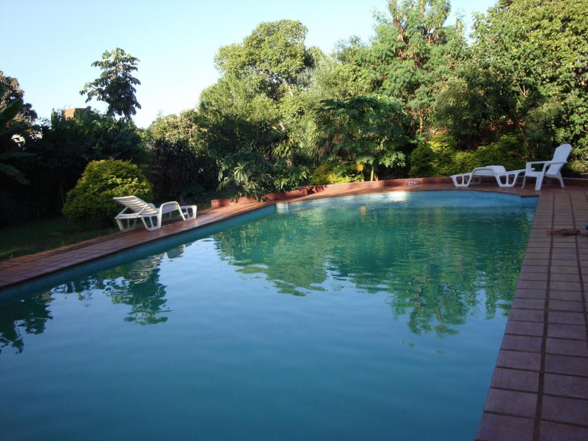 Auberge de jeunesse Residencial Uno à Puerto Iguazú Extérieur photo