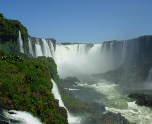Auberge de jeunesse Residencial Uno à Puerto Iguazú Extérieur photo